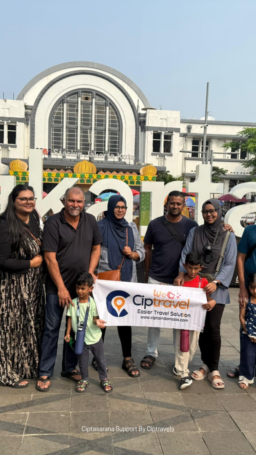 Ciptasarana Premium car Rental Bandung - with profesional driver Banner