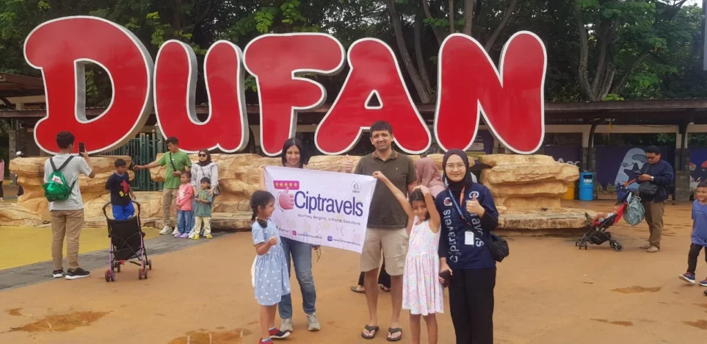 Ciptasarana Premium car Rental Bandung - with profesional driver Banner